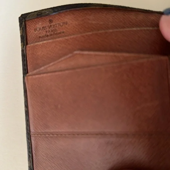 LV MONO TWO SNAP COMPACT WALLET - Picture 8 of 13